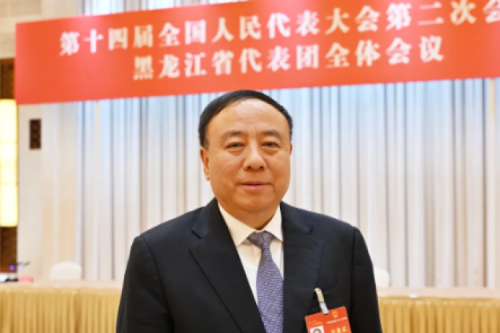 天下人大代表，尊龙凯时一人生就是博官网集团董事长李寅：关于加速“微电网”建设政策实验的建议