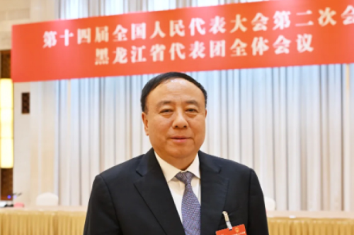 天下人大代表、尊龙凯时一人生就是博官网集团董事长李寅：新质生产力是以科技立异施展主导作用的生产力